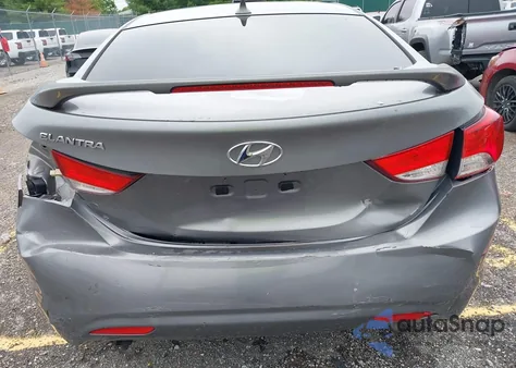 2013 Hyundai Elantra Gls/Limited z USA, uszkodzony, nr VIN KMHDH4AE5DU714454